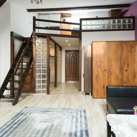 Апартаменти Gorgeous Loft In Perfect Location! Краків Екстер'єр фото