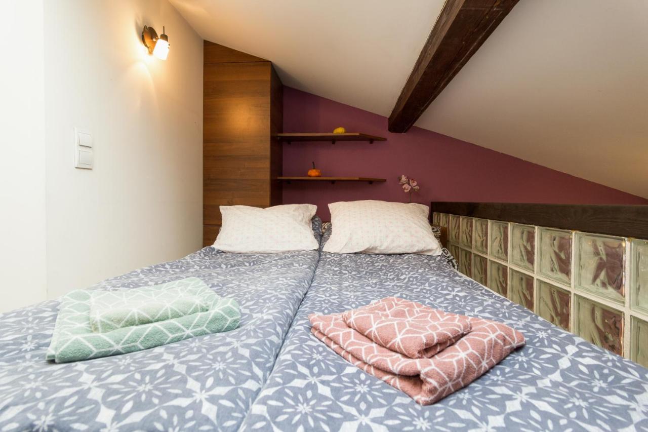 Апартаменти Gorgeous Loft In Perfect Location! Краків Екстер'єр фото